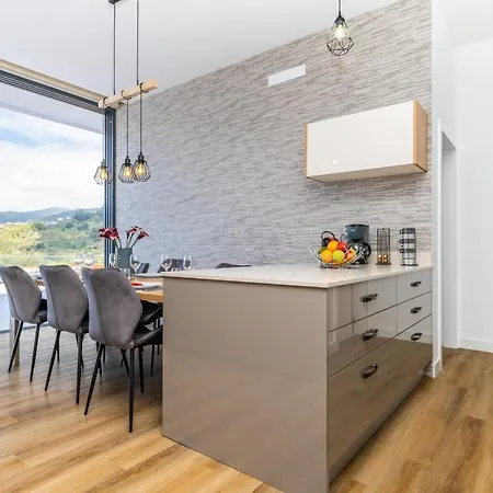 Villa Camelia Arco da Calheta (Madeira)