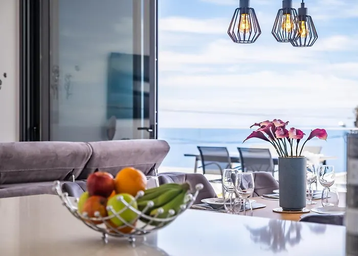 Camelia * Arco da Calheta (Madeira)